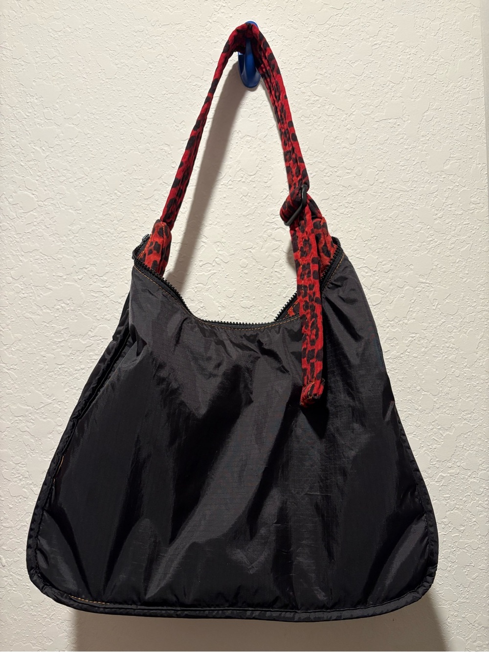Baggu Large Shoulder Bag in Custom Dye (Leopard Print) - Picture 6 of 6